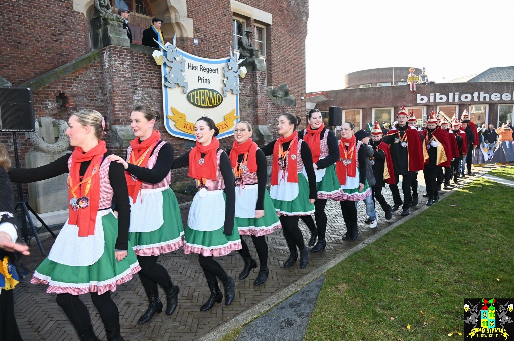 ../Images/Boerenbruiloft gemeentehuis 2025 119.jpg